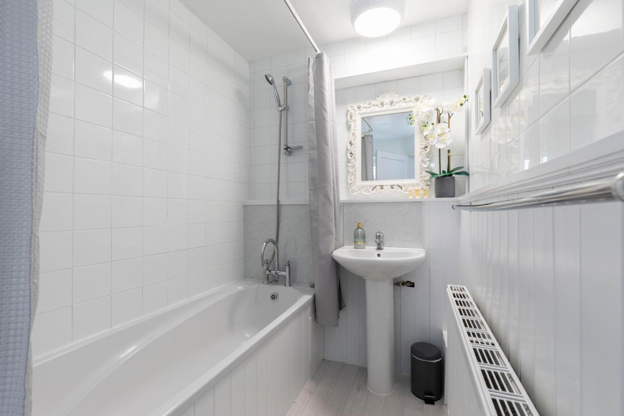 Fabulous, Vibrant, Town House, Central Bath Road Cheltenham Eksteriør billede