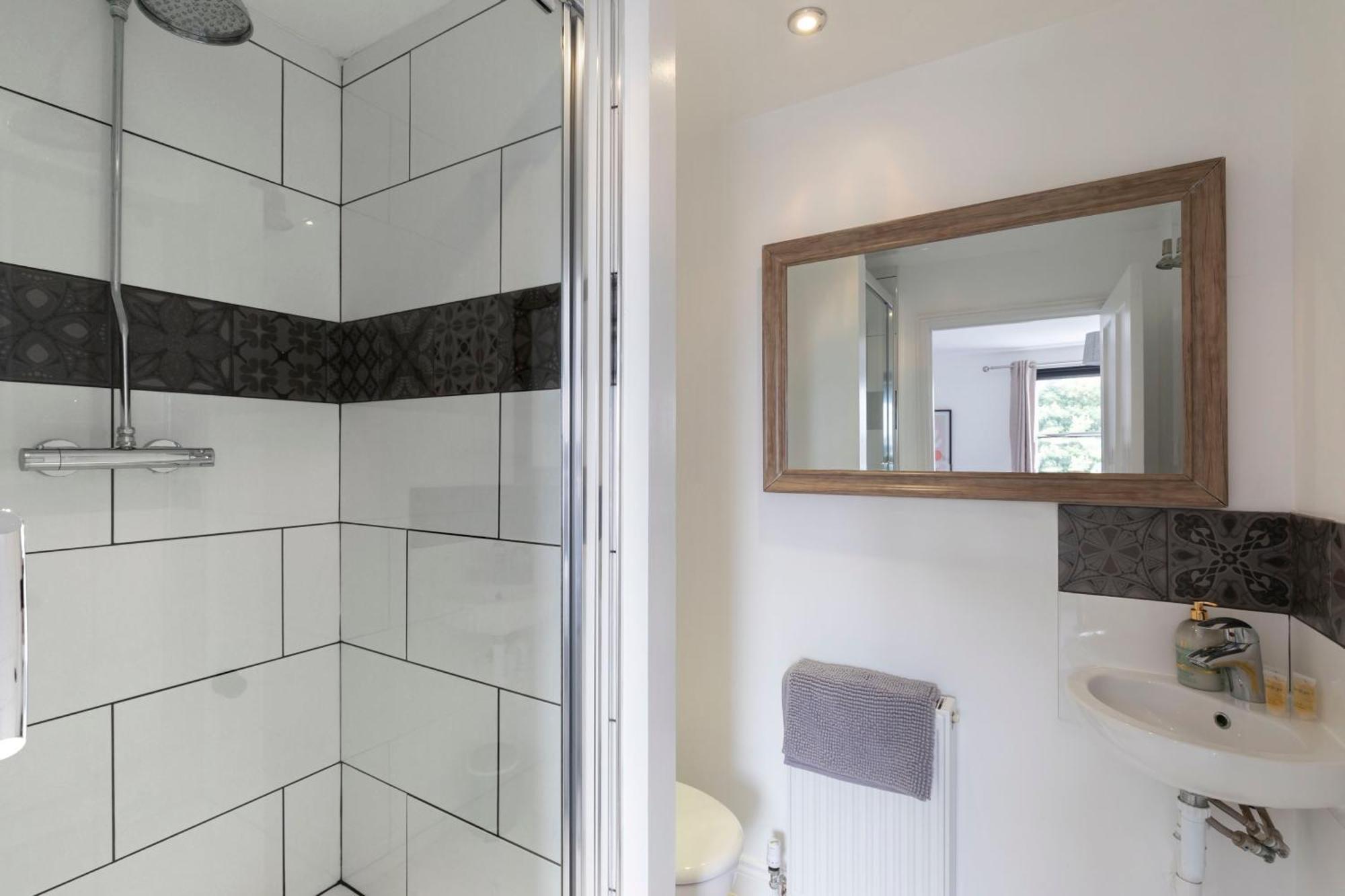 Fabulous, Vibrant, Town House, Central Bath Road Cheltenham Eksteriør billede